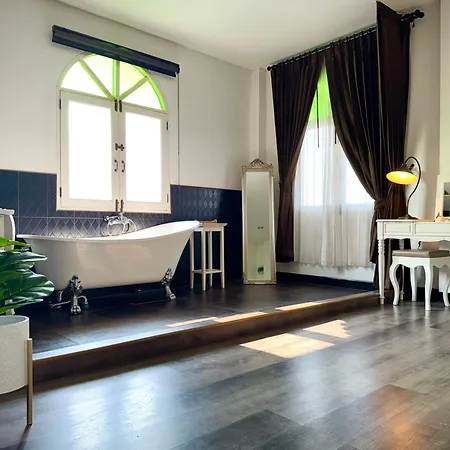 Nidhra Lanna Hotel Chiang Mai Esterno foto