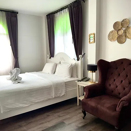 Nidhra Lanna Hotel Chiang Mai Esterno foto