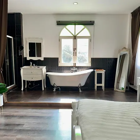 Nidhra Lanna Hotel Chiang Mai Esterno foto